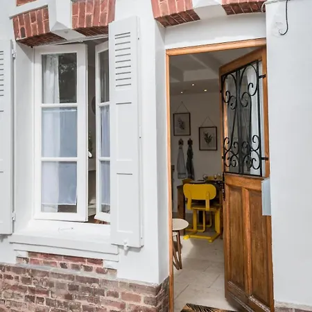 La St Pierre, Normandy Charm, 4 People Vakantiehuis Touques
