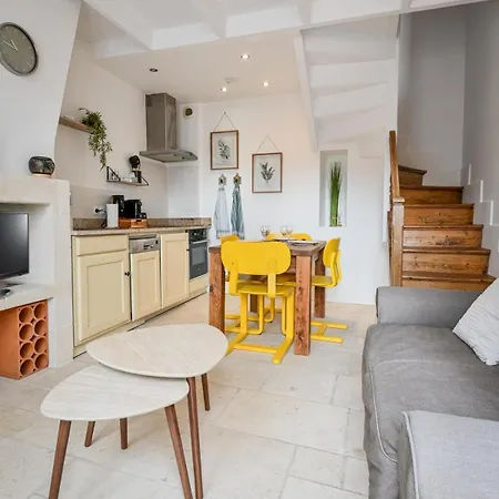 Vakantiehuis La St Pierre, Normandy Charm, 4 People *